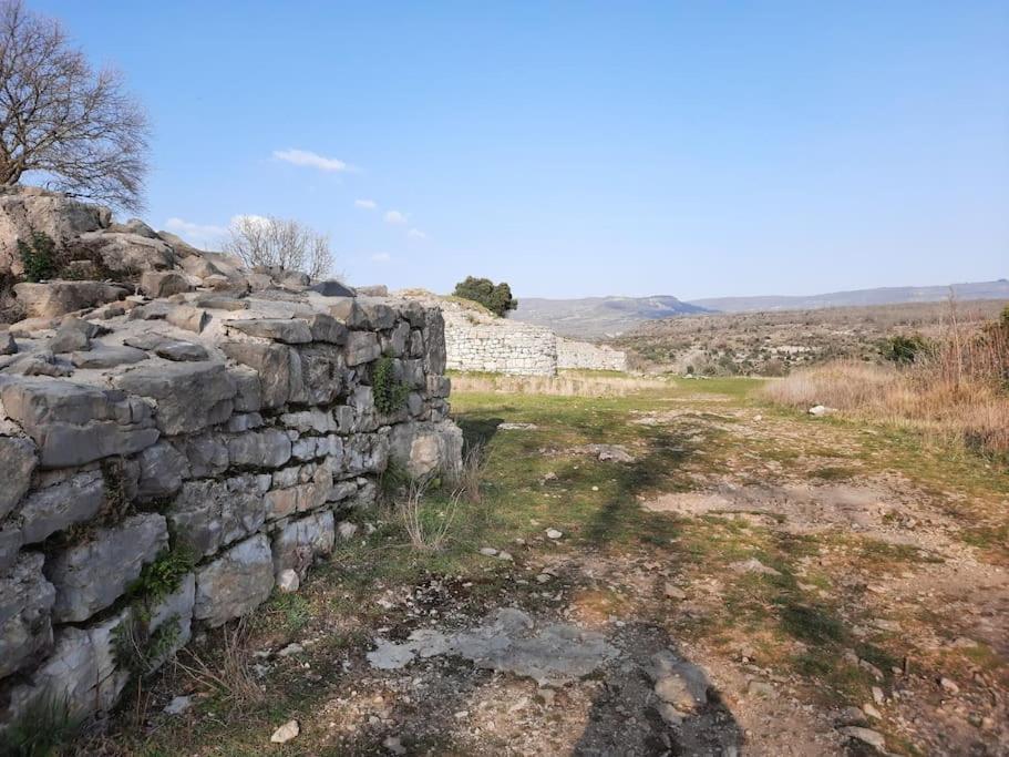 L'Ardetente Lussas ภายนอก รูปภาพ